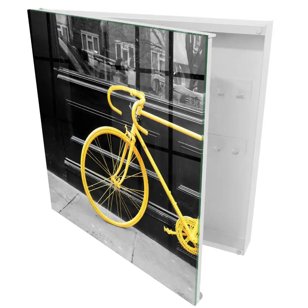 Casetă pentru chei de bicicletă cu design galben pe fundal alb-negru