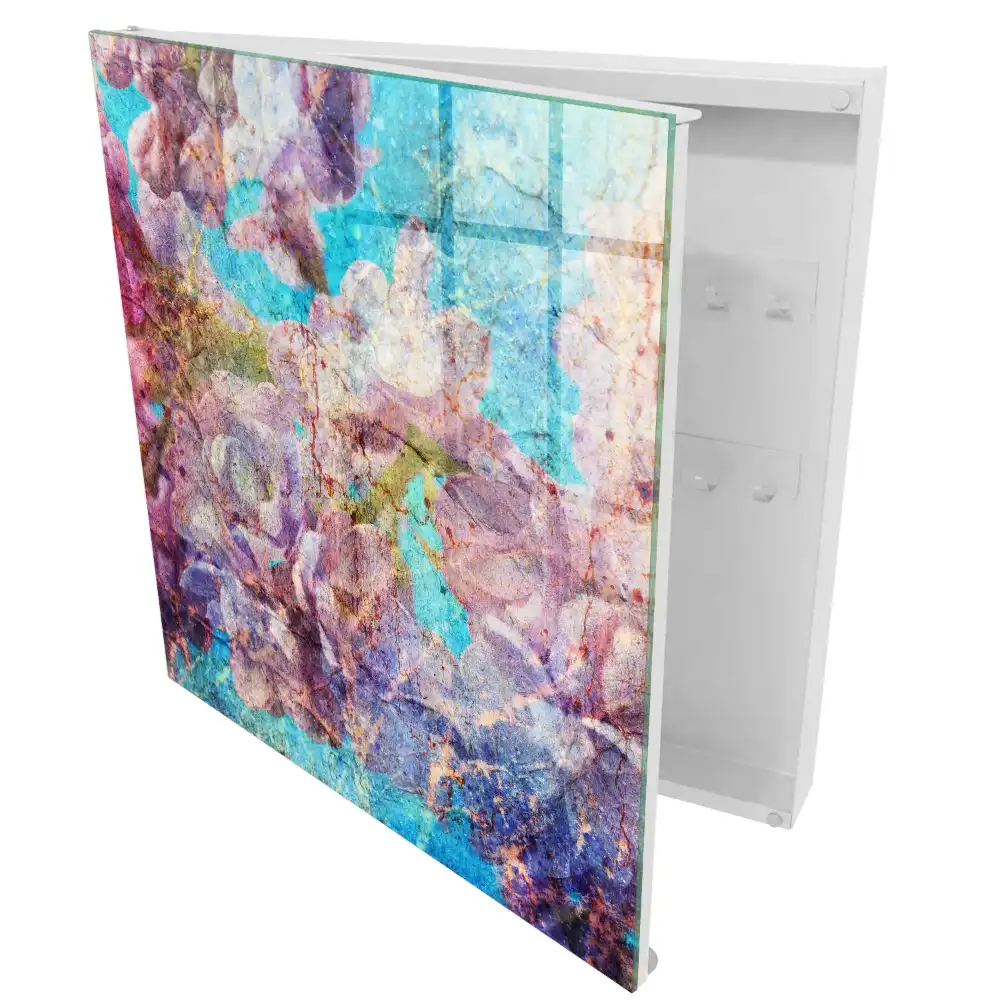 Dulapior pentru chei cu model floral violet pe fundal albastru