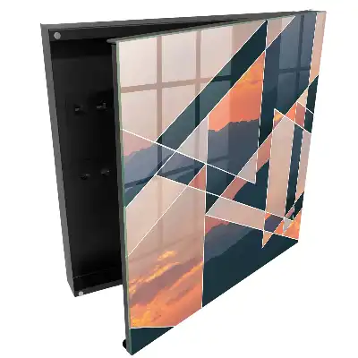 Dulapior pentru chei cu design geometric și peisaj montan