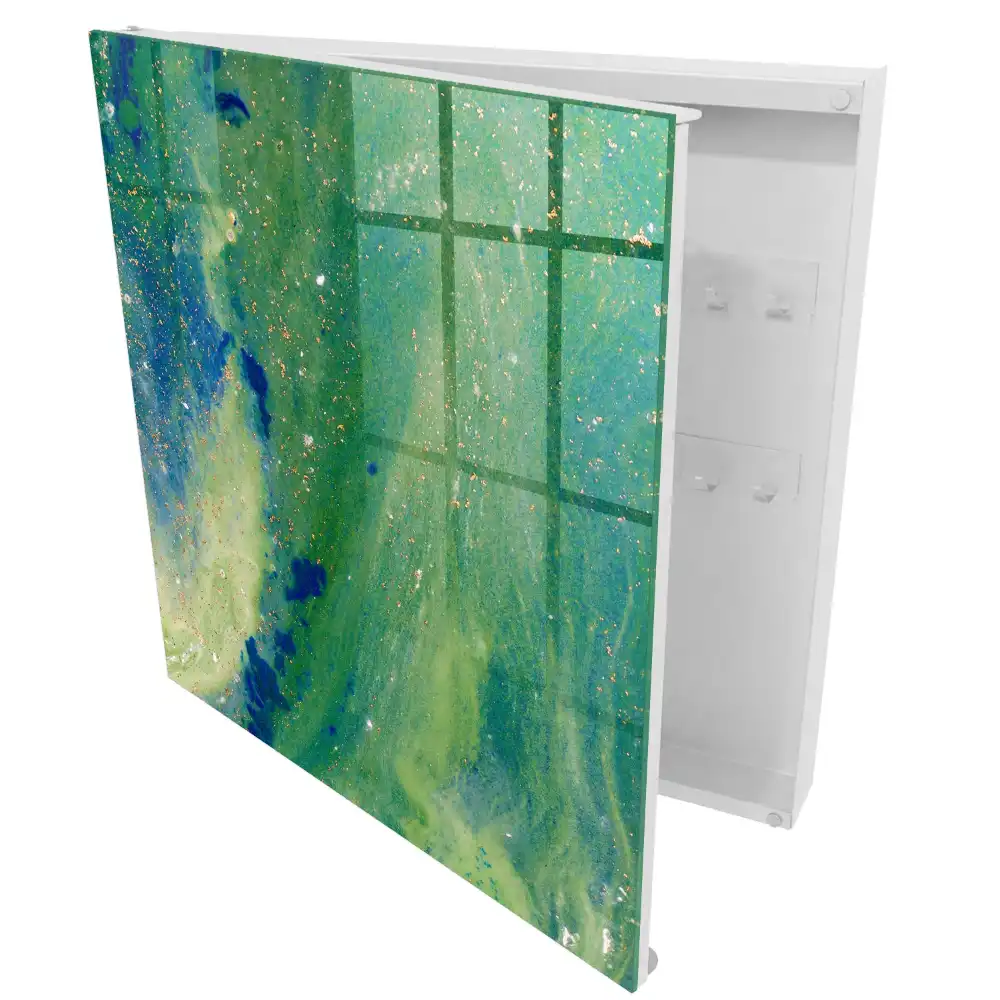 Dulapior pentru chei cu design colorat și detalii decorative