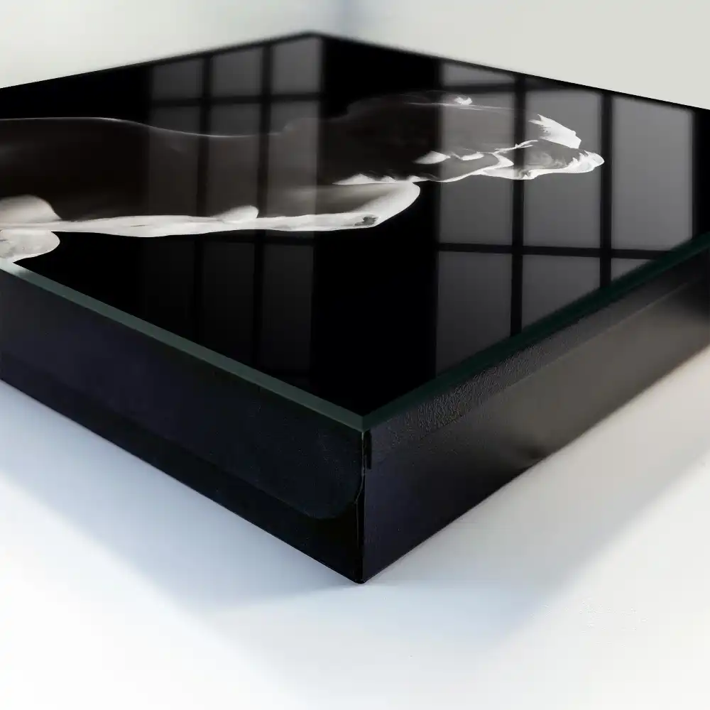 Dulapior pentru chei cu design sculptural în lumină și umbră
