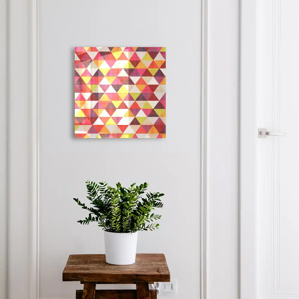 Casetă de chei cu design mozaic din triunghiuri colorate