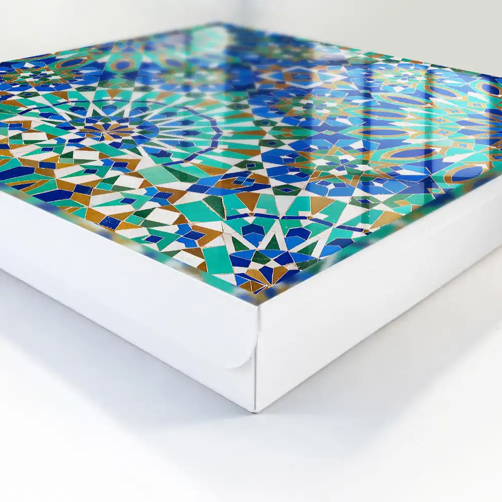 Suport de perete pentru chei cu model geometric din mozaic colorat