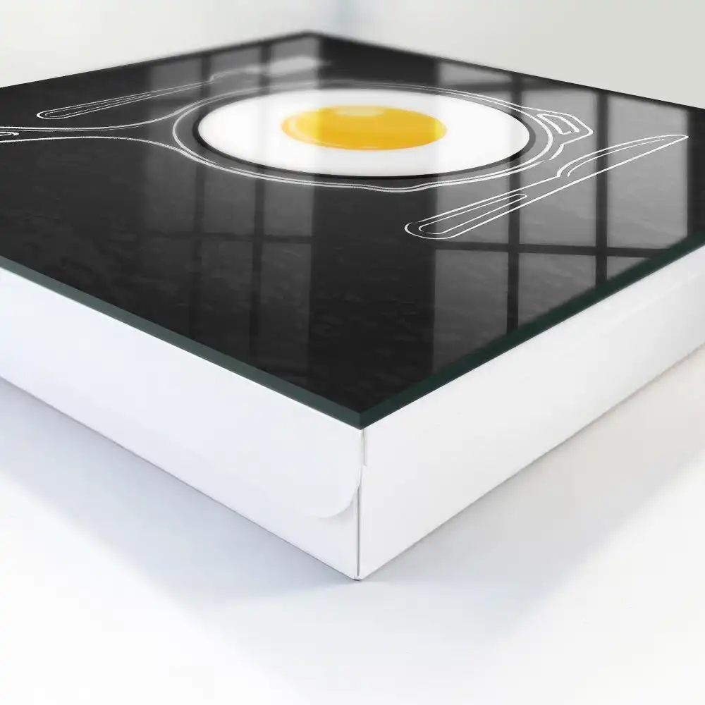Dulapior pentru chei cu design tigaie cu ou pe fundal negru