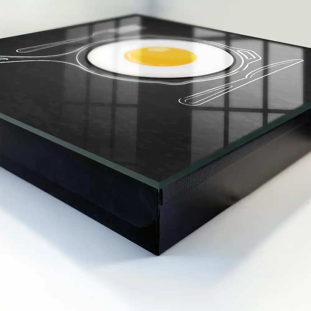 Dulapior pentru chei cu design tigaie cu ou pe fundal negru