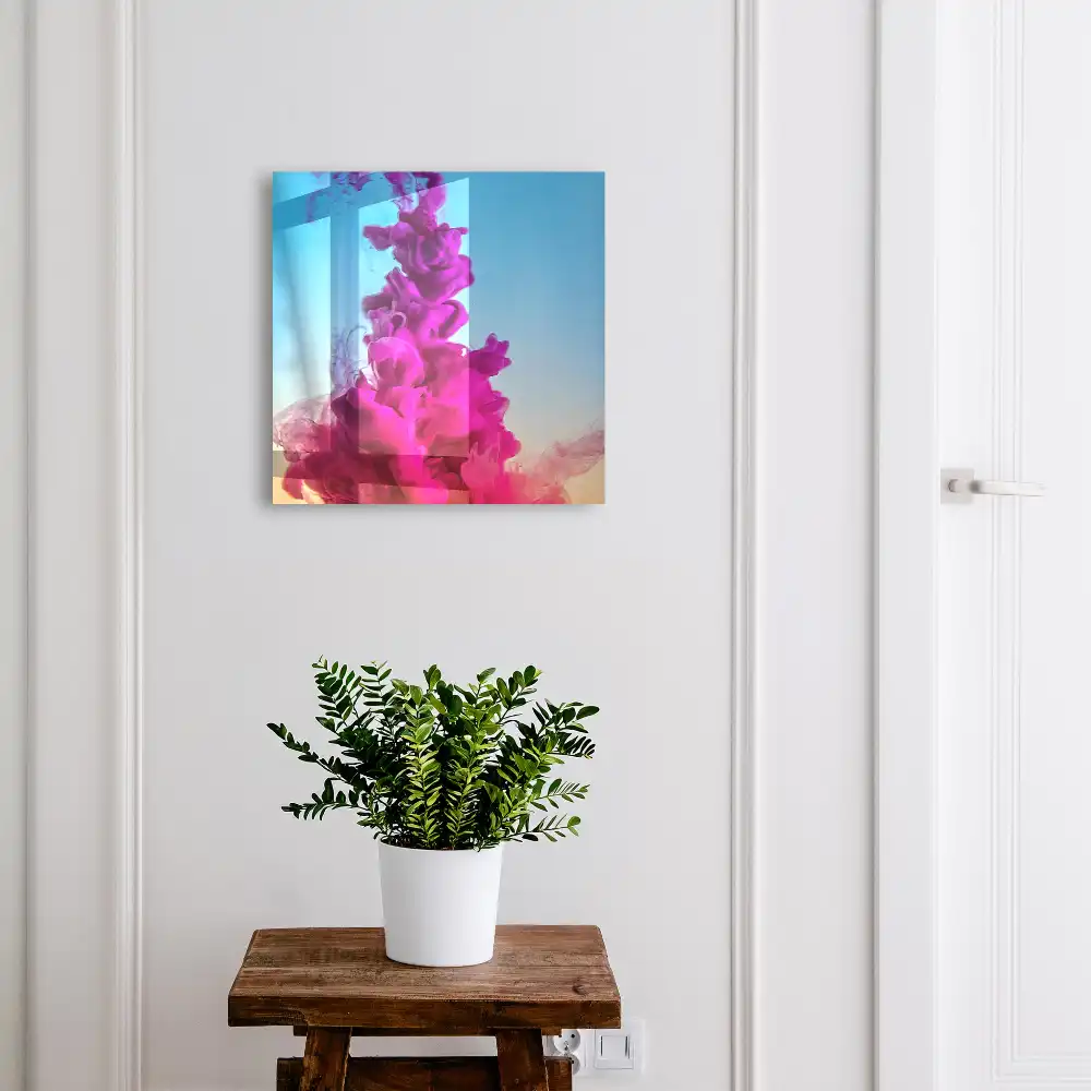 Casetă pentru chei cu model vârtejuri roz pe fundal albastru