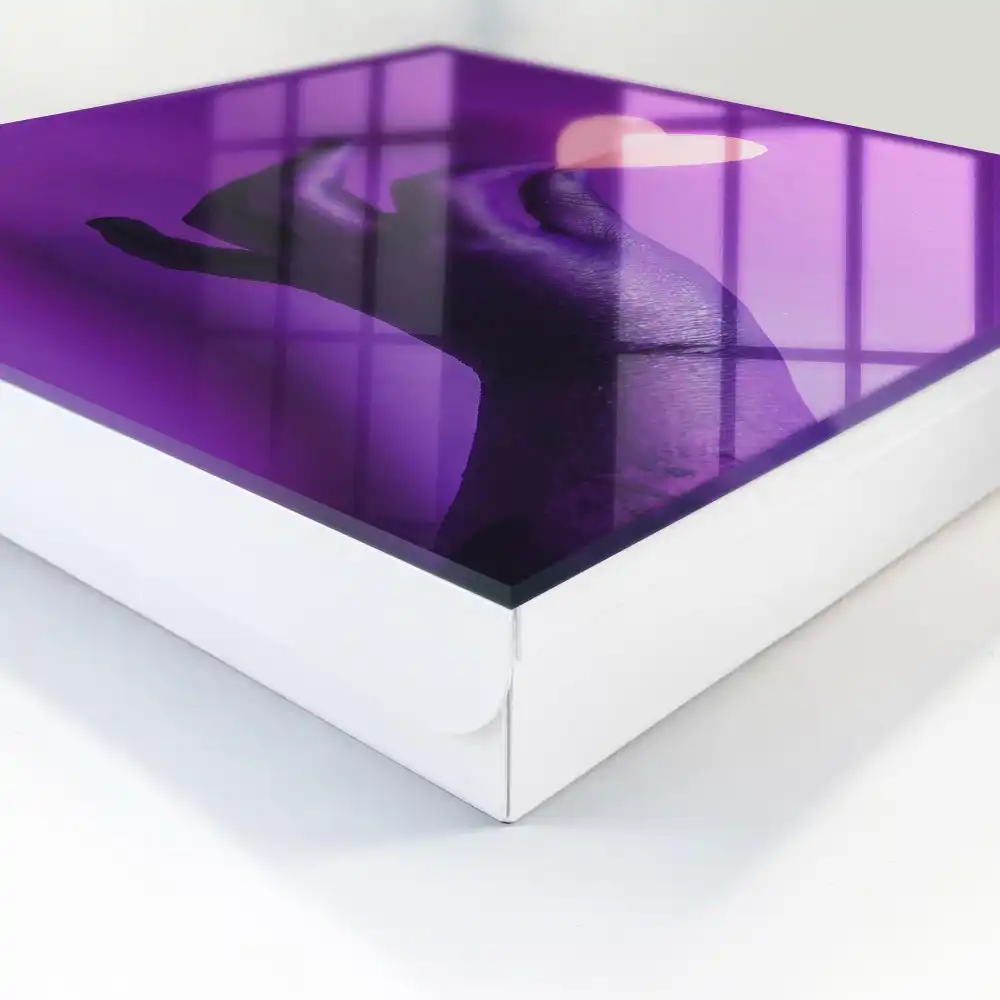 Casetă de chei manuală cu design în formă de inimă și contrast emoțional
