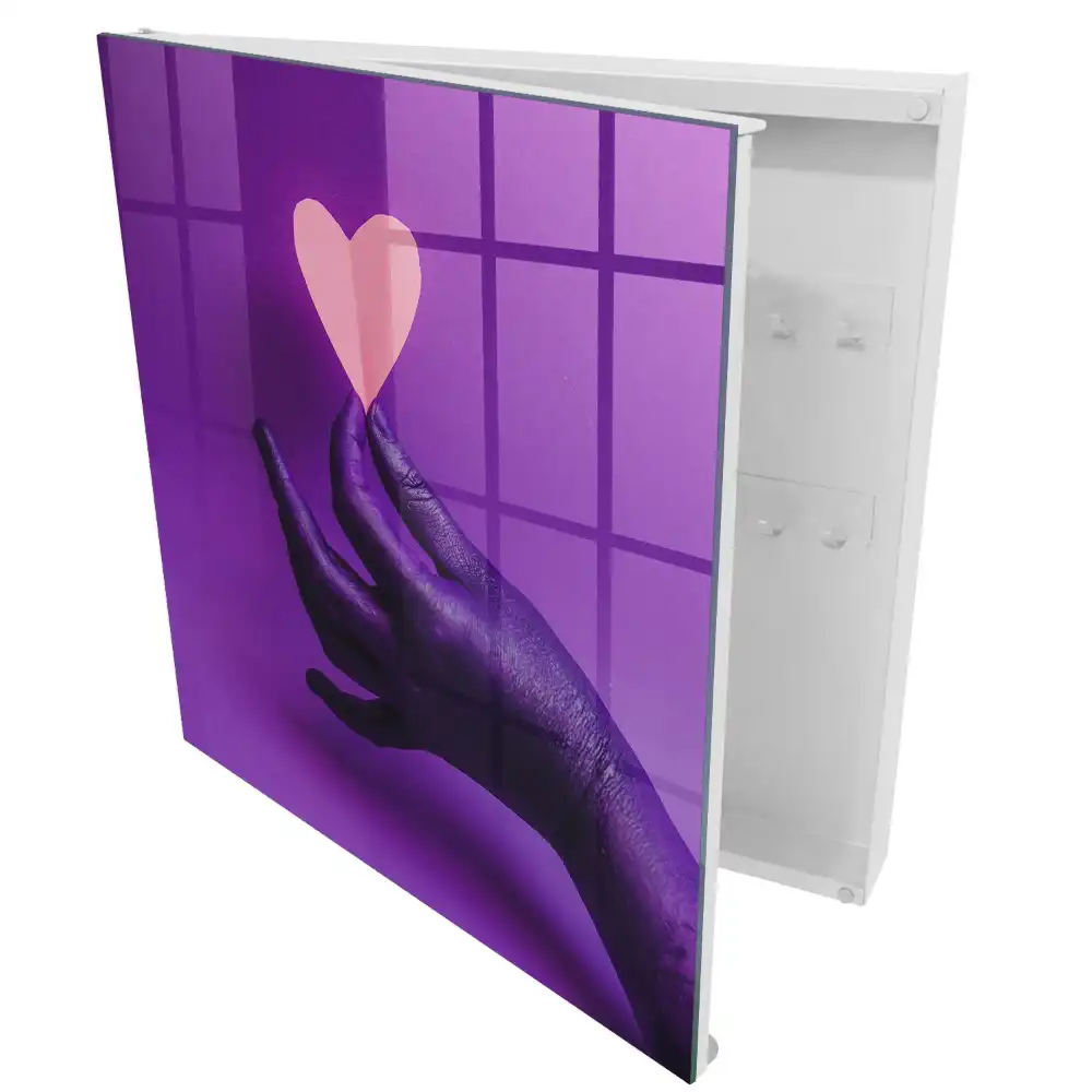 Casetă de chei manuală cu design în formă de inimă și contrast emoțional