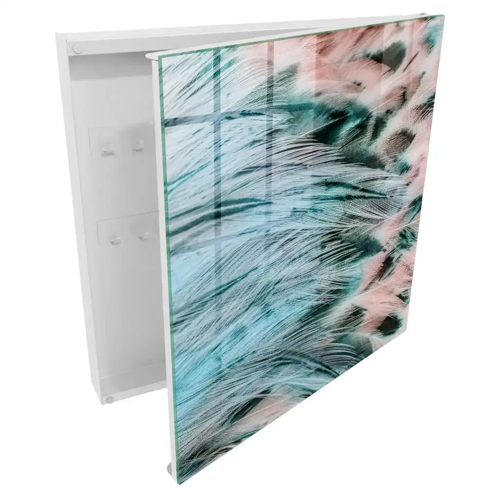 Dulapior pentru chei cu design de pene în nuanțe pastelate de albastru și roz