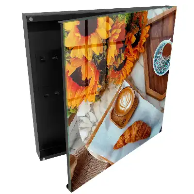 Dulapior pentru chei cu model floarea-soarelui, cafea și croissant
