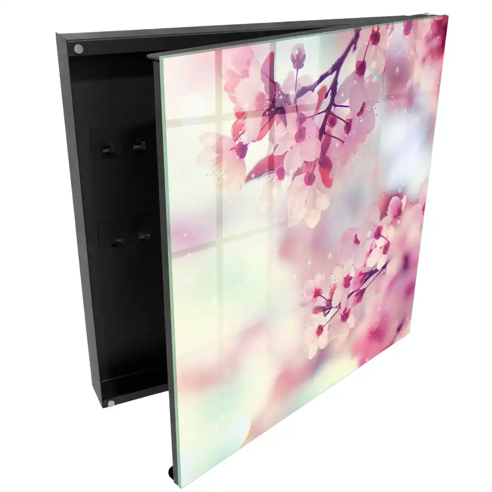 Dulapior pentru chei cu model floral roz pe fundal deschis