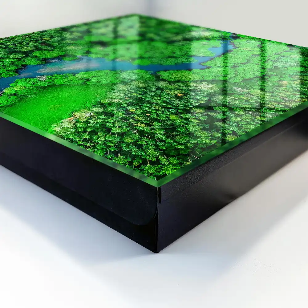 Casetă pentru chei cu design Peisaj cu pădure și râu