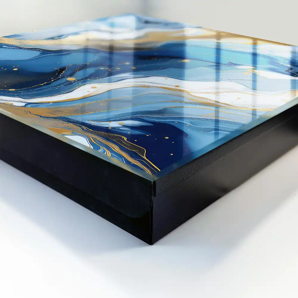 Cutie pentru chei de perete cu design abstract dinamic în nuanțe de albastru și galben
