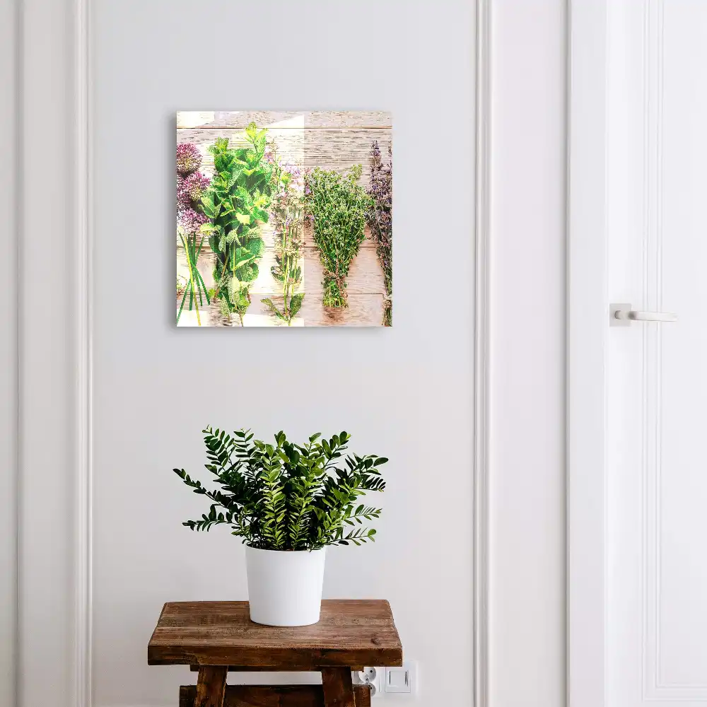 Dulapior pentru chei din lemn cu motive tematice cu plante
