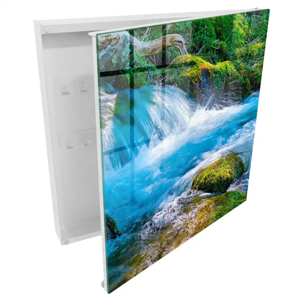 Casetă pentru chei cu design de cascadă pitorească în verdeață