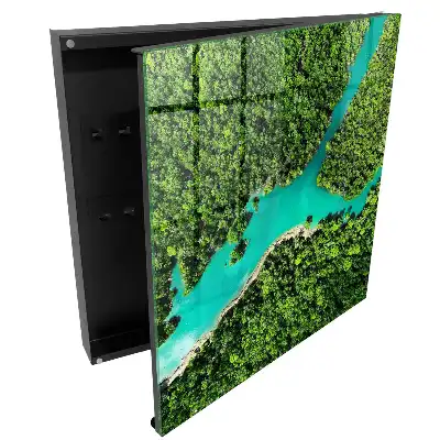 Suport pentru chei de perete cu peisaj de pădure verde și râu albastru