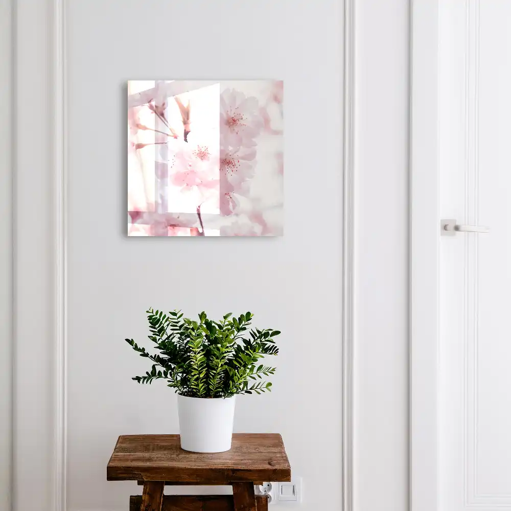 Dulapior pentru chei cu model decorativ de flori roz