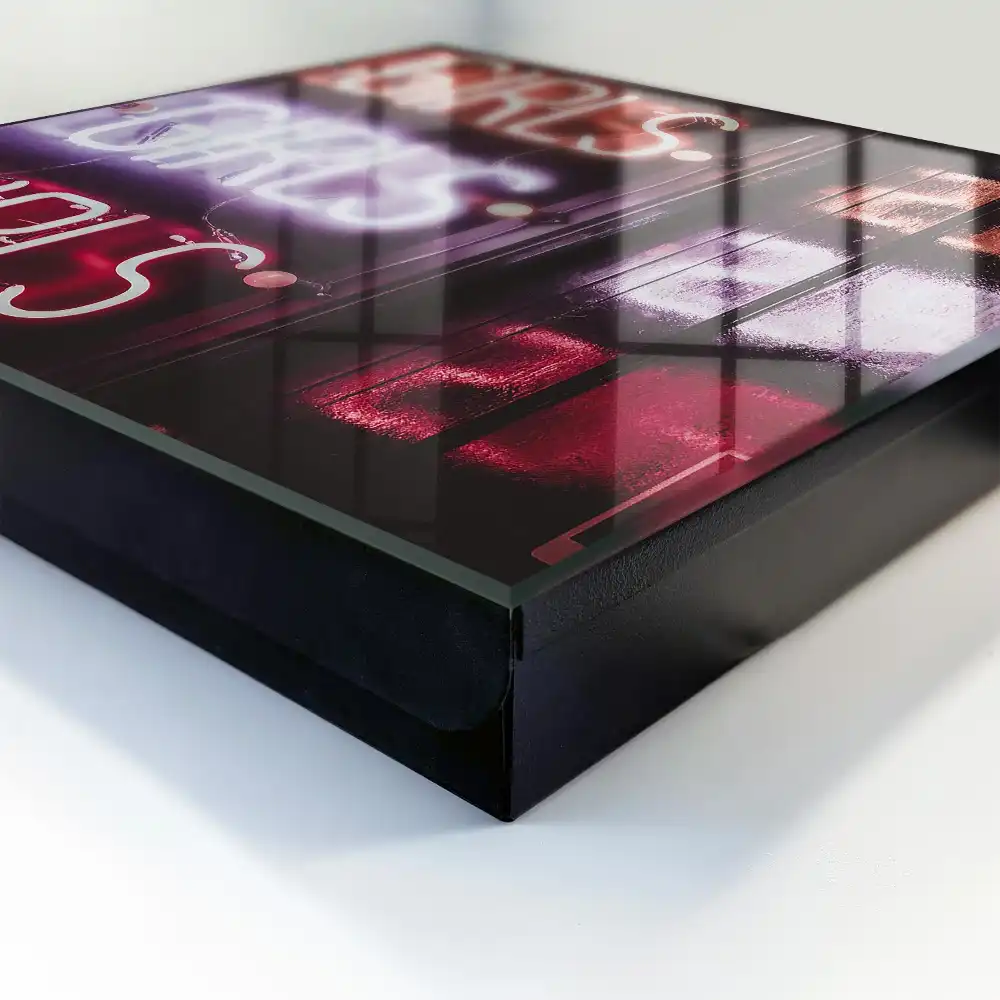 Dulap cu suport pentru chei cu design neon stil oraș nocturn
