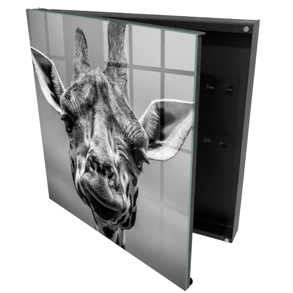 Cuier de perete pentru chei cu portretul unei girafe în nuanțe alb negru