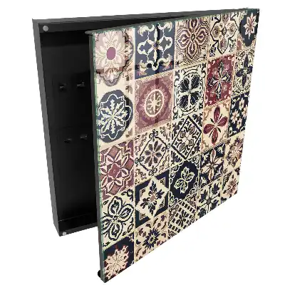 Suport pentru chei pe perete cu design geometric stil clasic