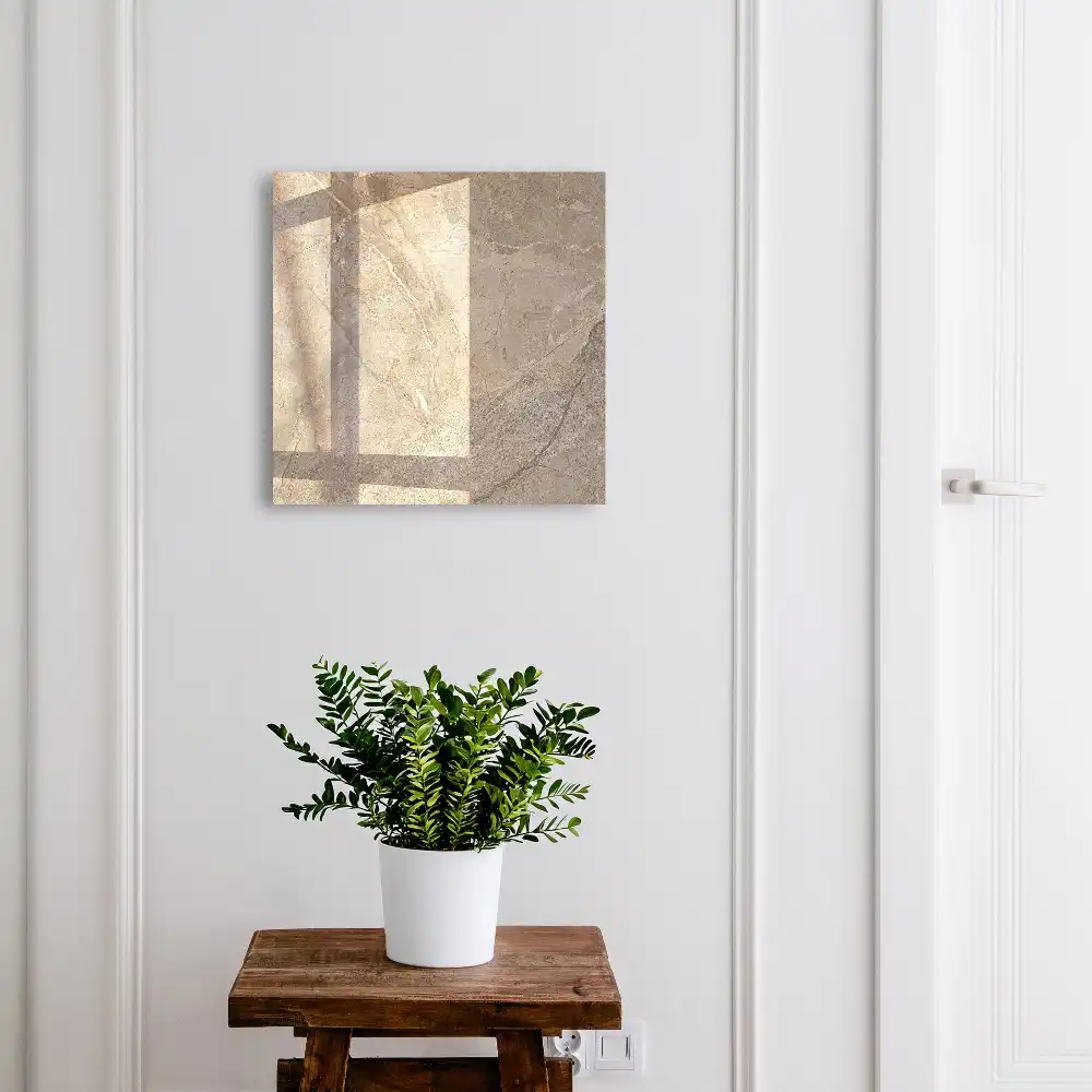Dulapior pentru chei cu design elegant și textură naturală