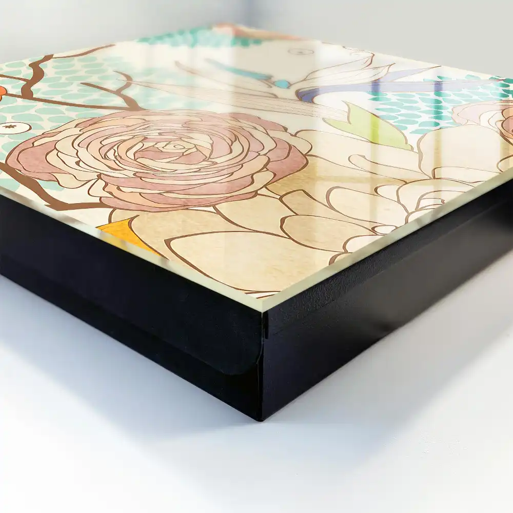 Casetă pentru chei cu design floral geometric