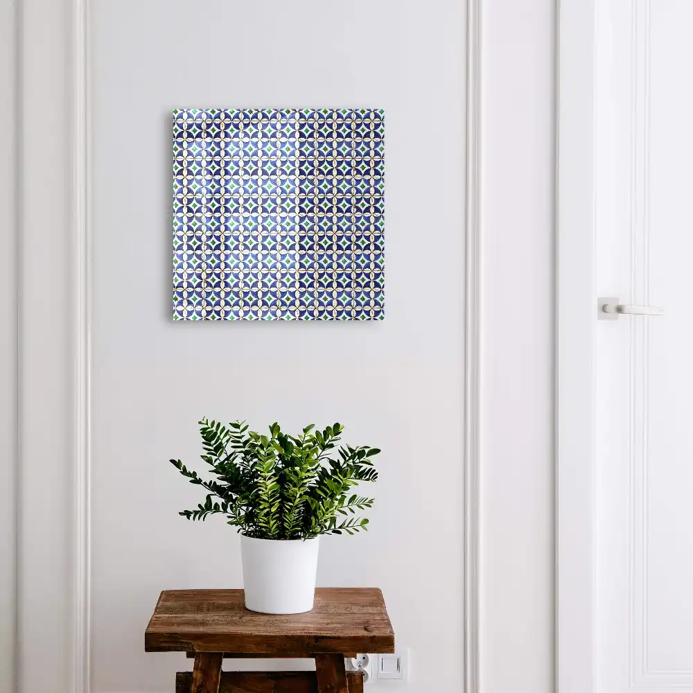 Casetă pentru chei cu design simetric și culori armonioase