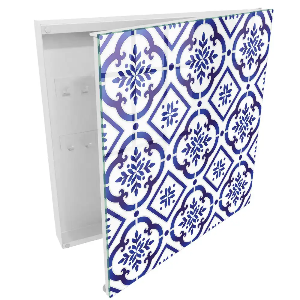 Casetă pentru chei cu model albastru pe fundal alb