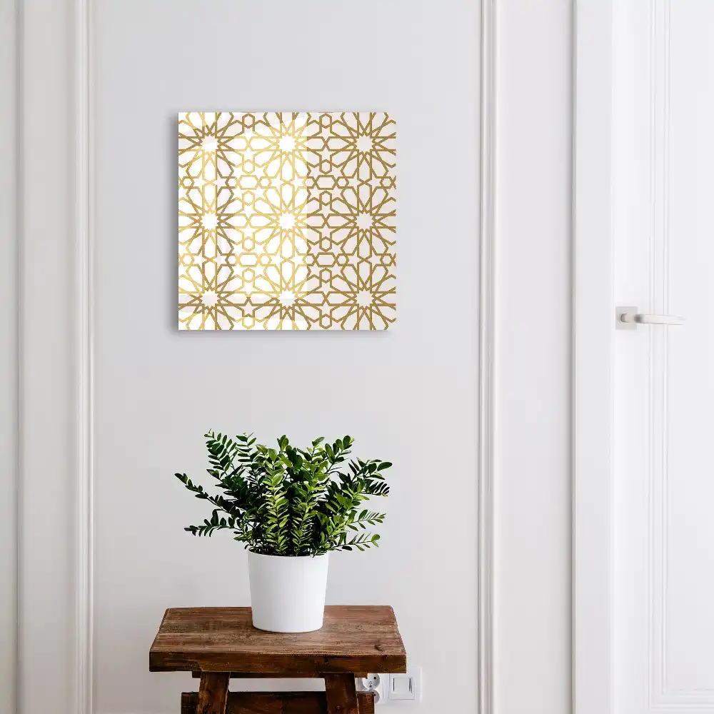 Cui pentru chei de perete cu design geometric clasic