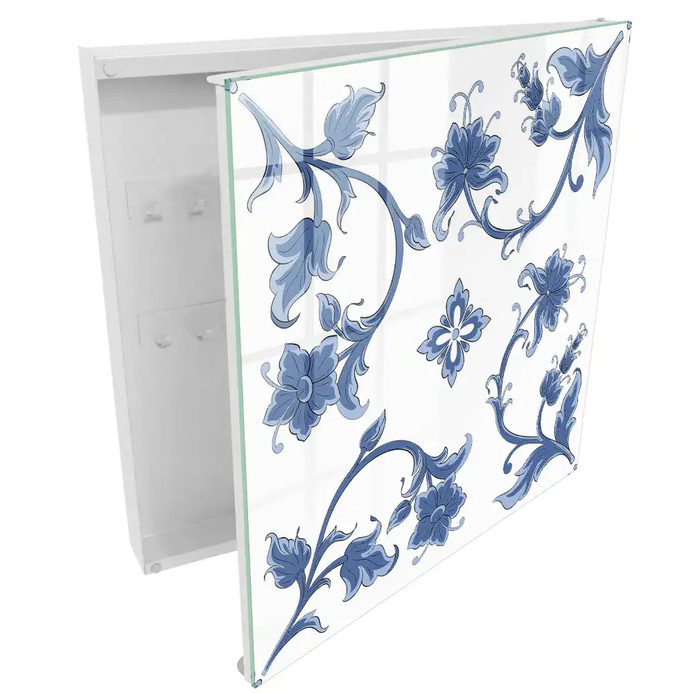 Casetă pentru chei cu design de flori albastre pe fundal alb