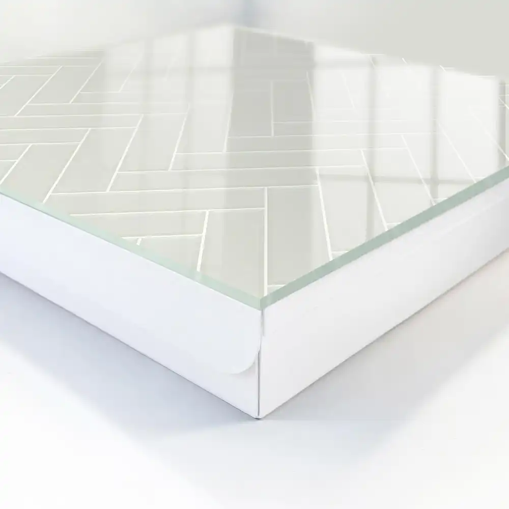 Dulapior pentru chei cu design geometric în spic de hering în tonuri pastelate