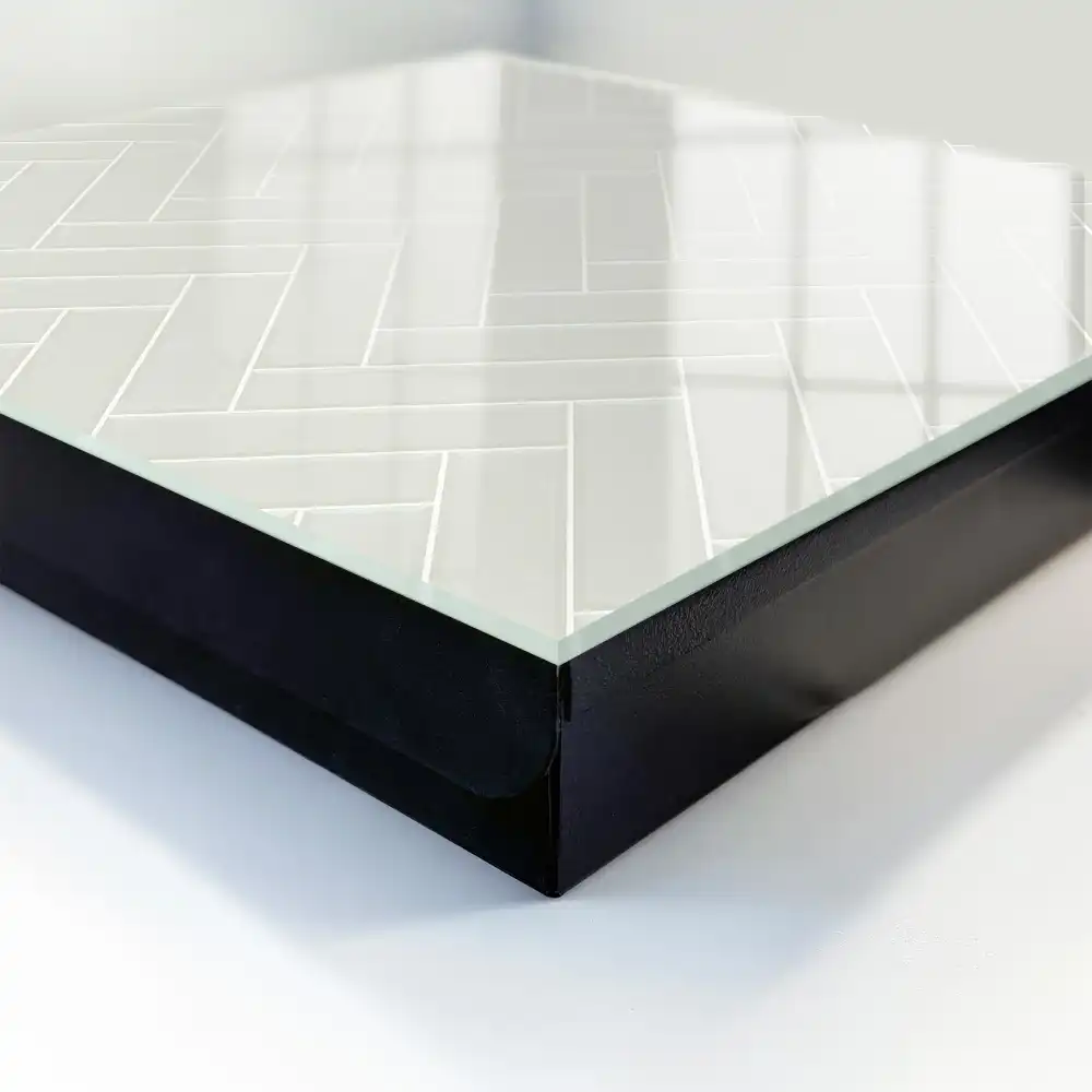 Dulapior pentru chei cu design geometric în spic de hering în tonuri pastelate