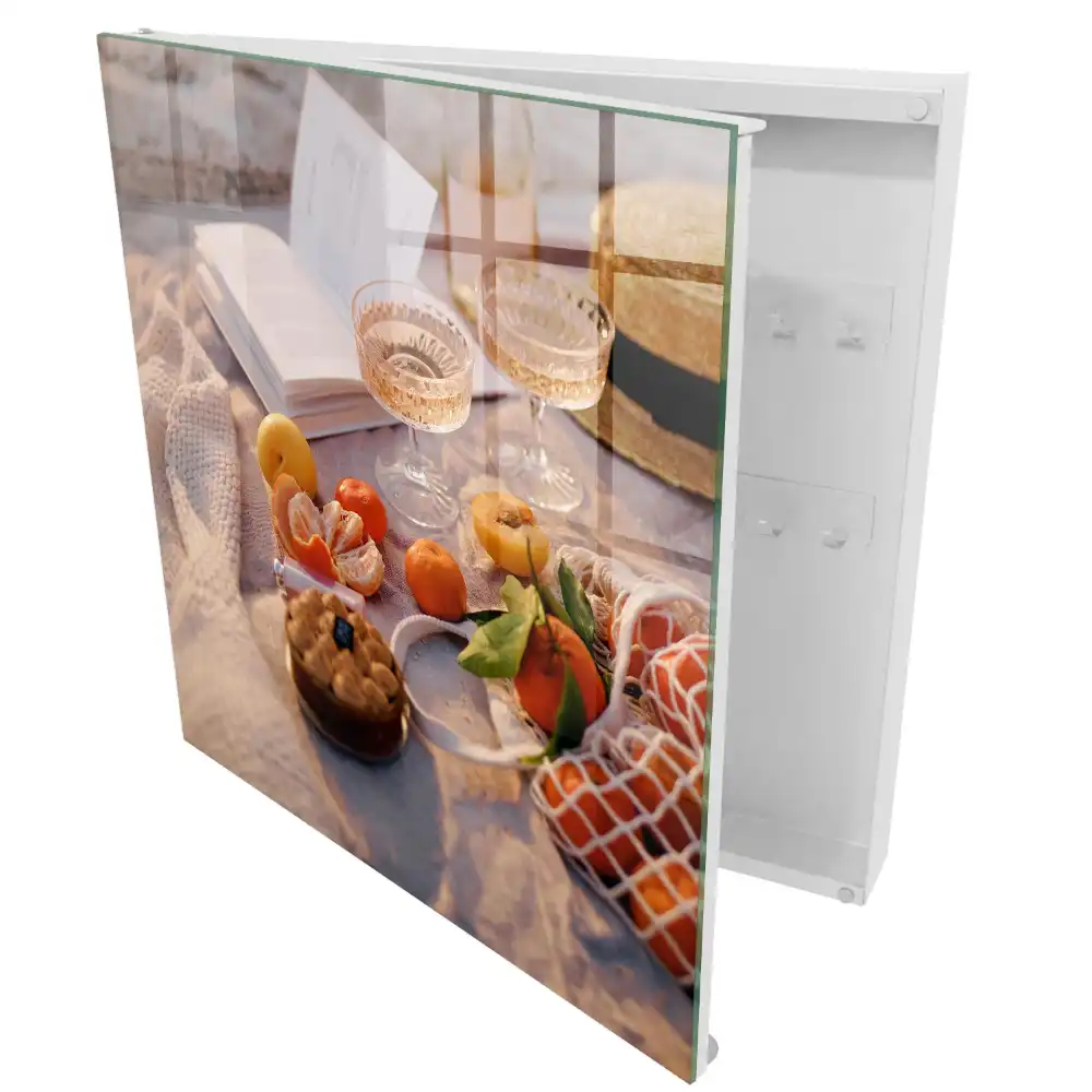 Dulăpior pentru chei Picnic cu fructe și o carte