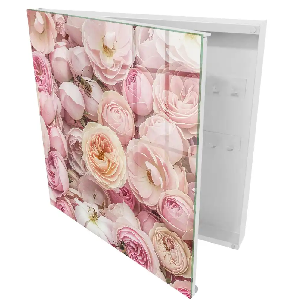 Casetă pentru chei cu design trandafiri și albine în culori delicate