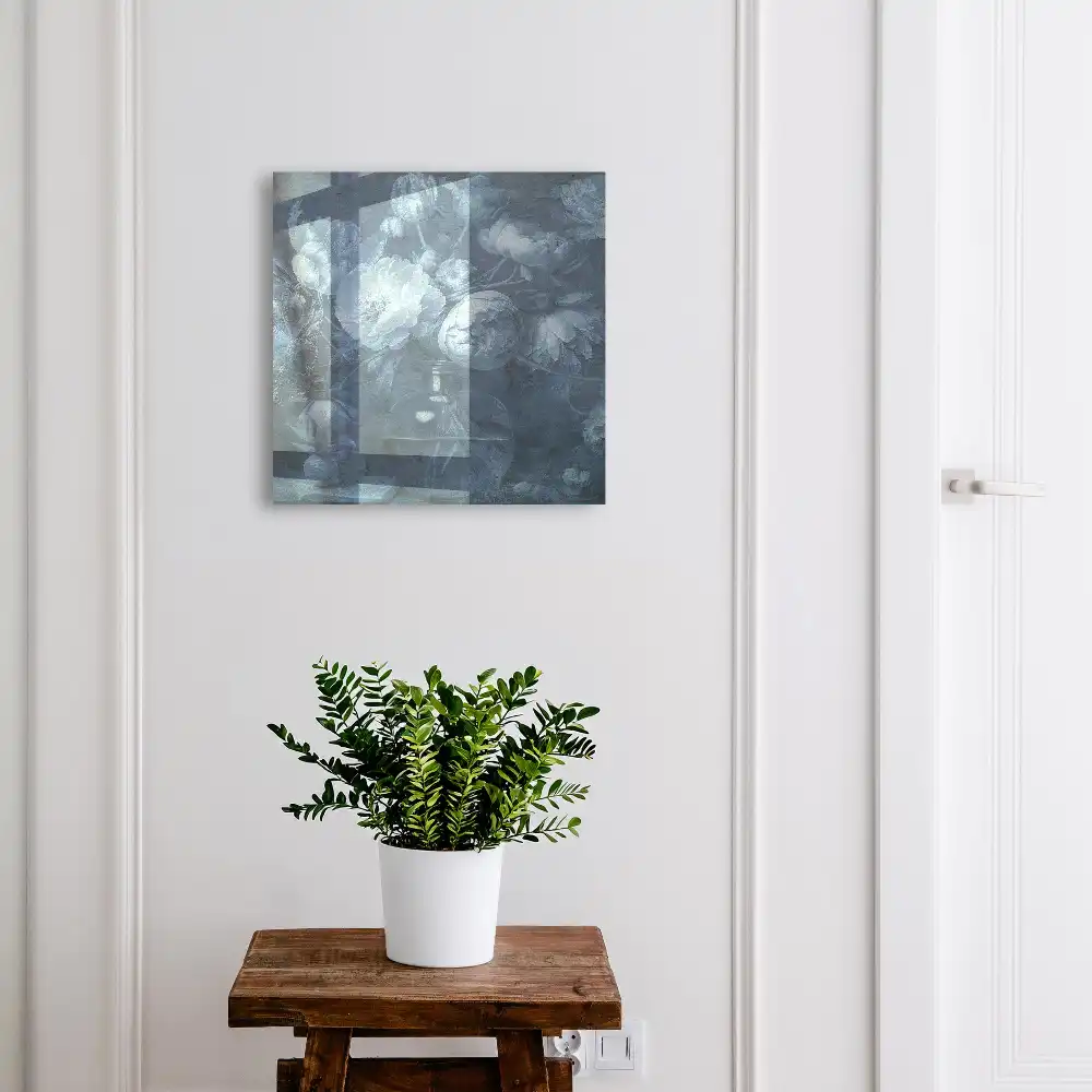 Casetă pentru chei cu motiv floral elegant în tonuri reci