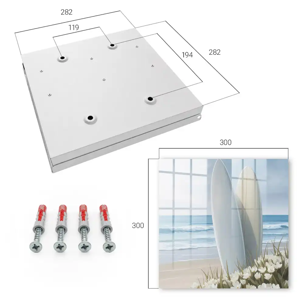 Suport de perete pentru chei cu design de plăci de surf pe o plajă înflorită