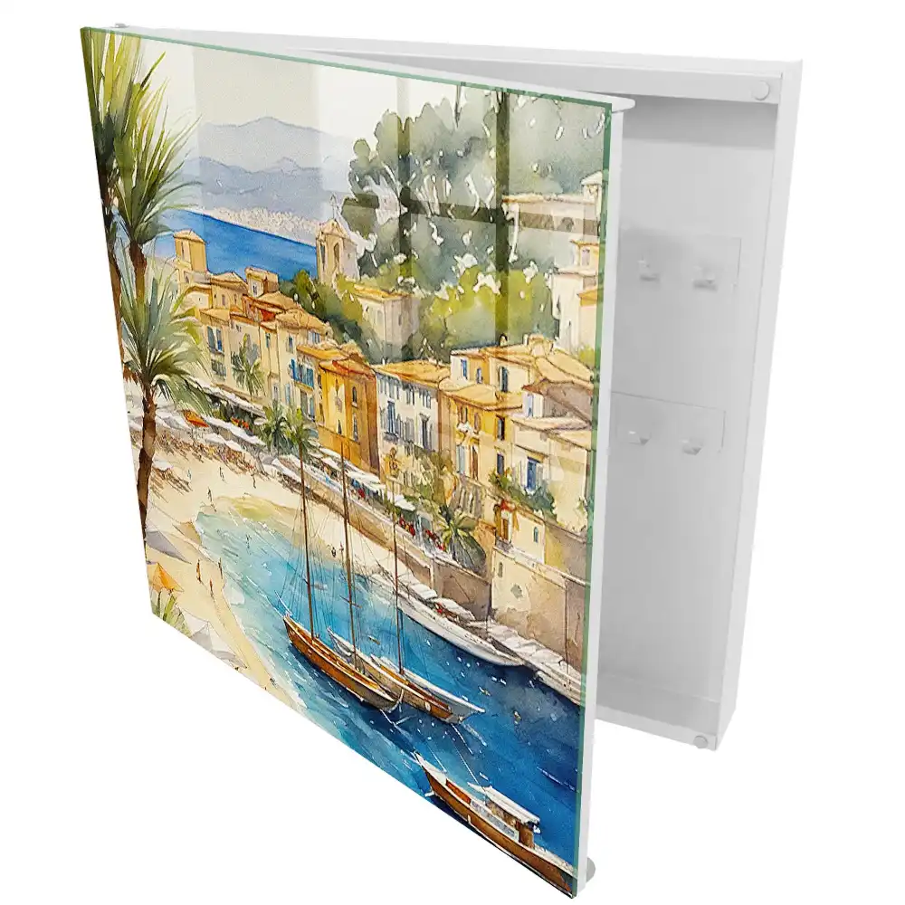 Casetă de chei cu design de căsuțe fermecătoare și bărci pe fundalul mării