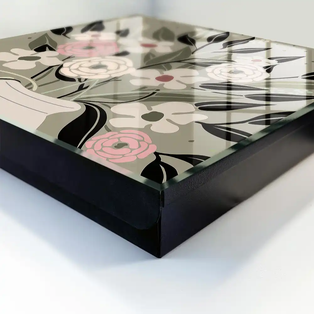Suport de perete pentru chei cu design de flori delicate pe fundal pastel