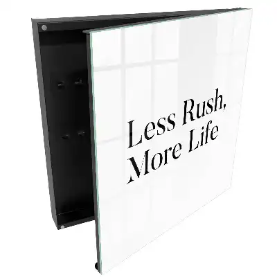 Casetă pentru chei cu inscripție minimalistă și mesaj reflexiv