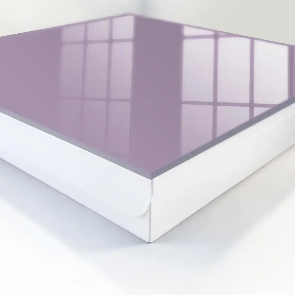 Dulapior pentru chei cu design minimalist in nuanta liliac violet