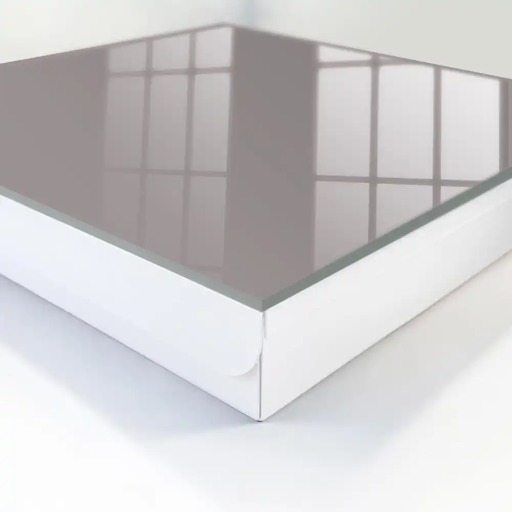 Suport de perete pentru chei cu design minimalist în culoarea liliac