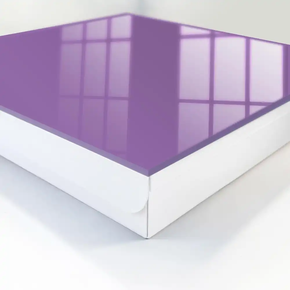 Casetă pentru chei violet cu design minimalist și elegant