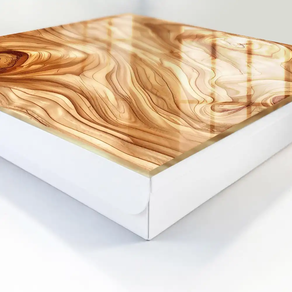 Dulapior pentru chei din lemn cu model abstract în tonuri calde