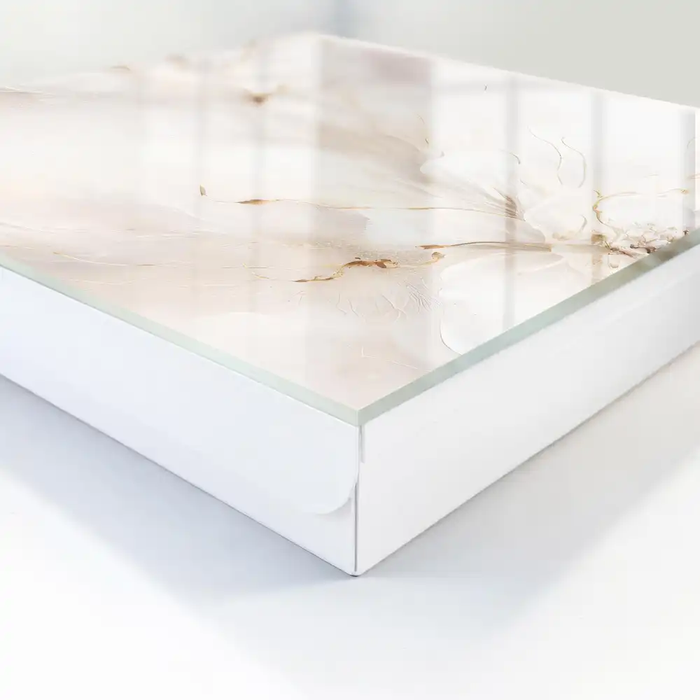 Casetă pentru chei cu design abstract și forme delicate inspirate din natură