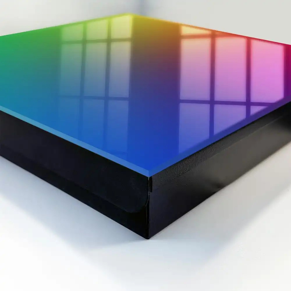 Casetă pentru chei cu design gradient curcubeu