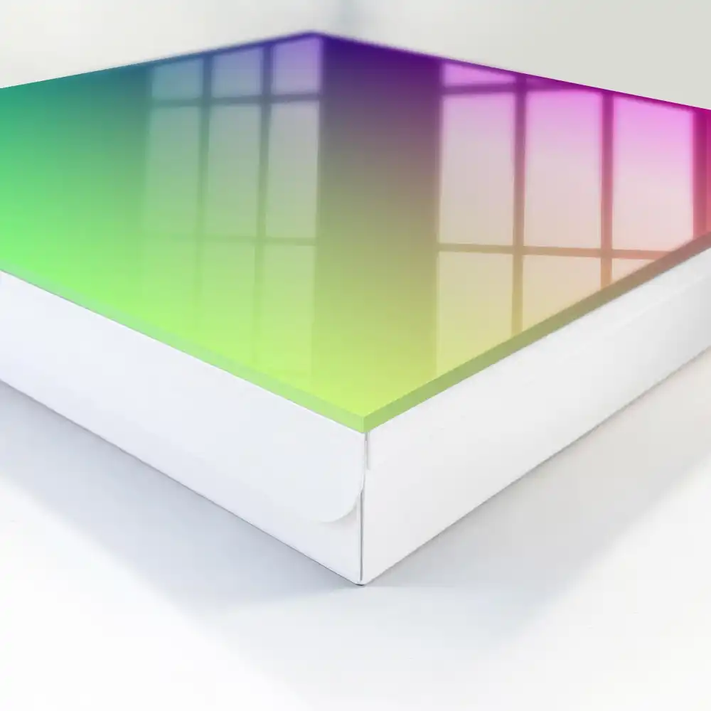 Dulăpior pentru chei cu design gradient colorat și energic