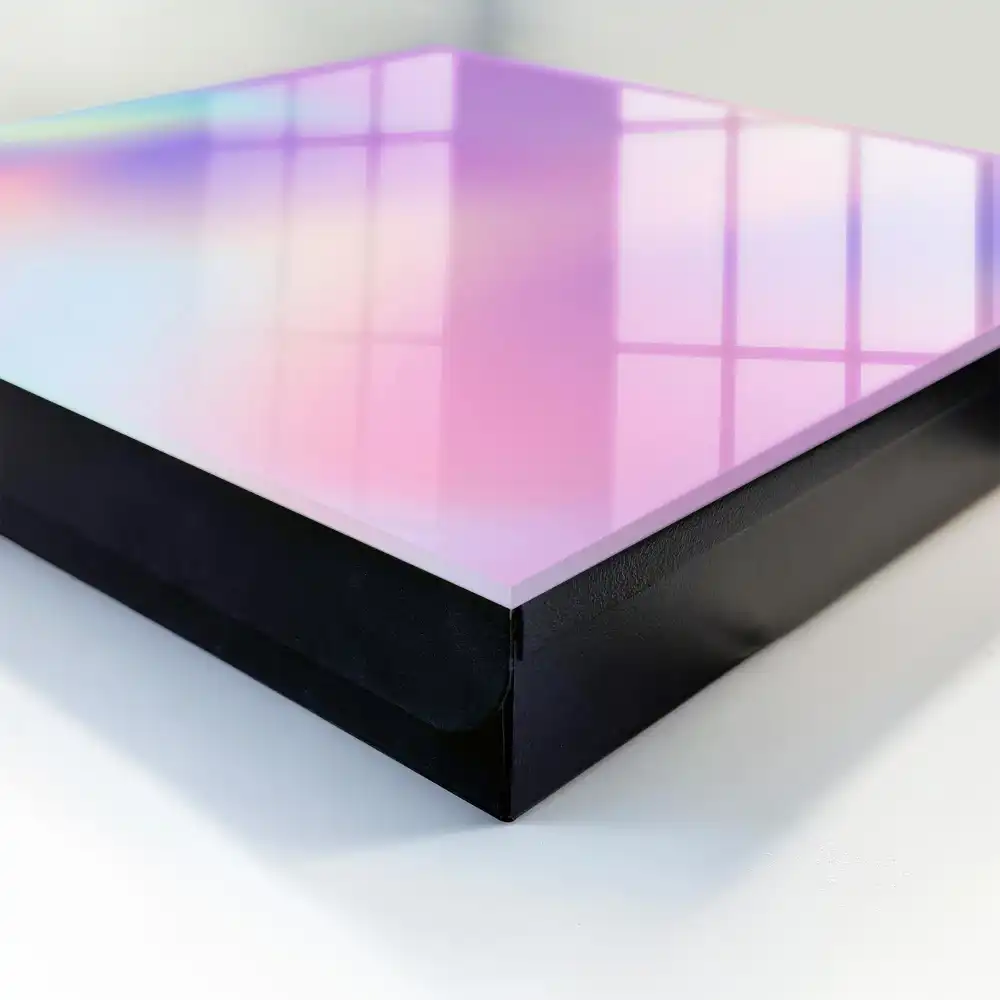 Dulapior pentru chei cu design gradient în culori pastel
