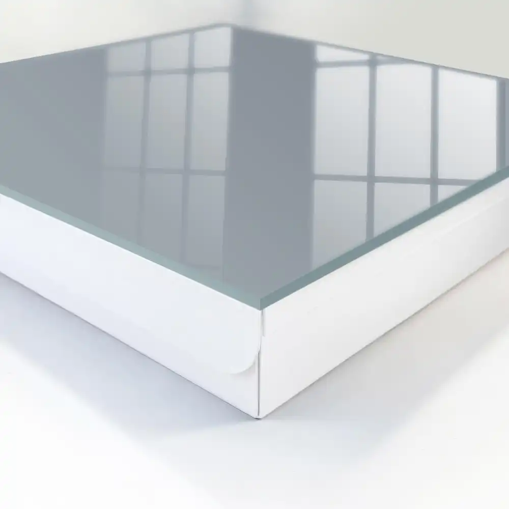 Casetă pentru chei cu design minimalist în nuanțe discrete
