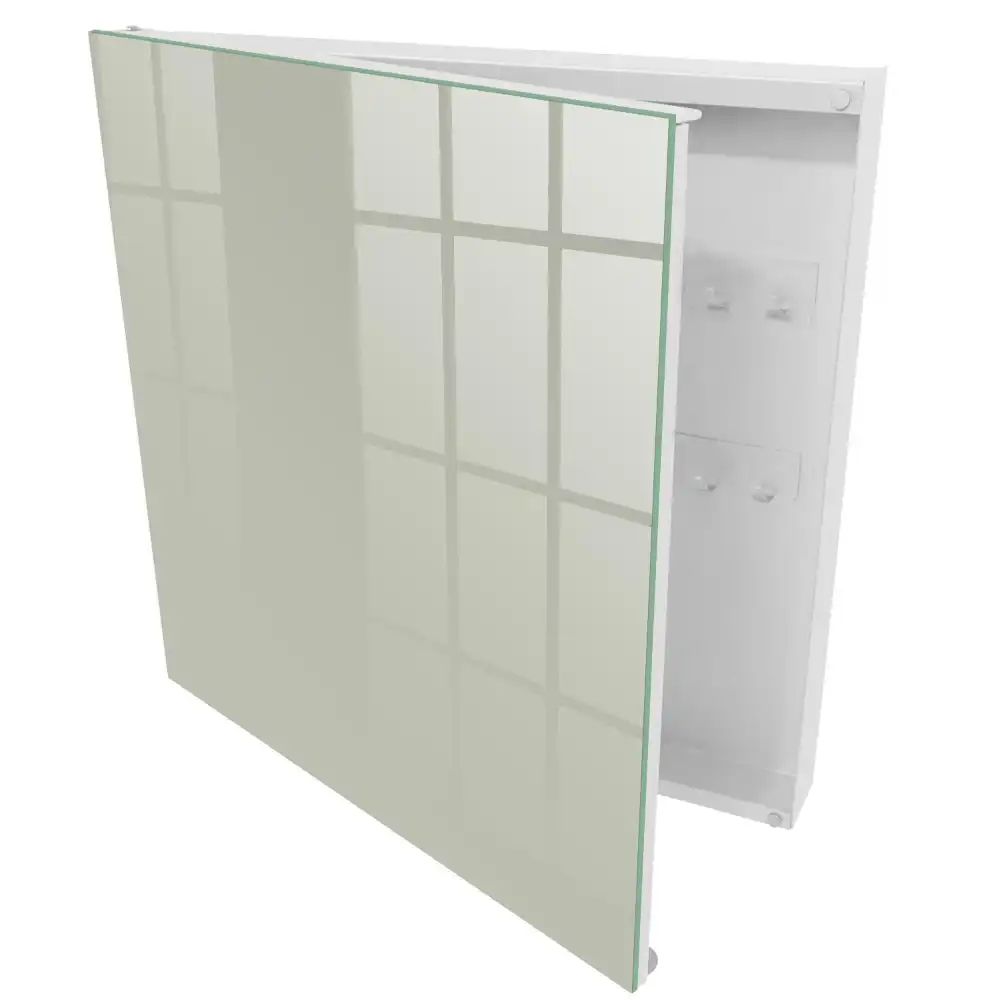 Dulapior pentru chei cu design minimalist și fundal crem deschis