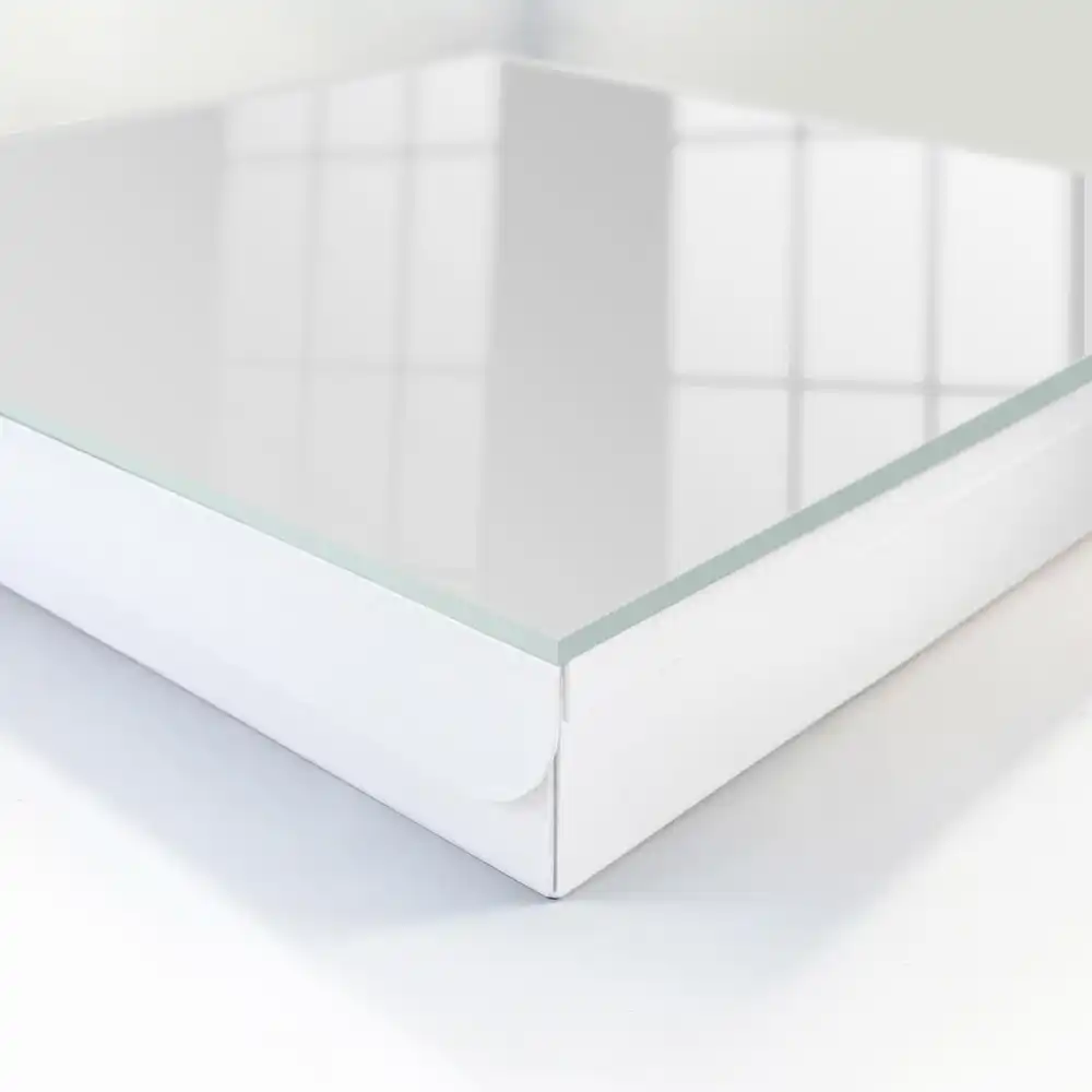 Casetă pentru chei cu design minimalist și fundal gri mat